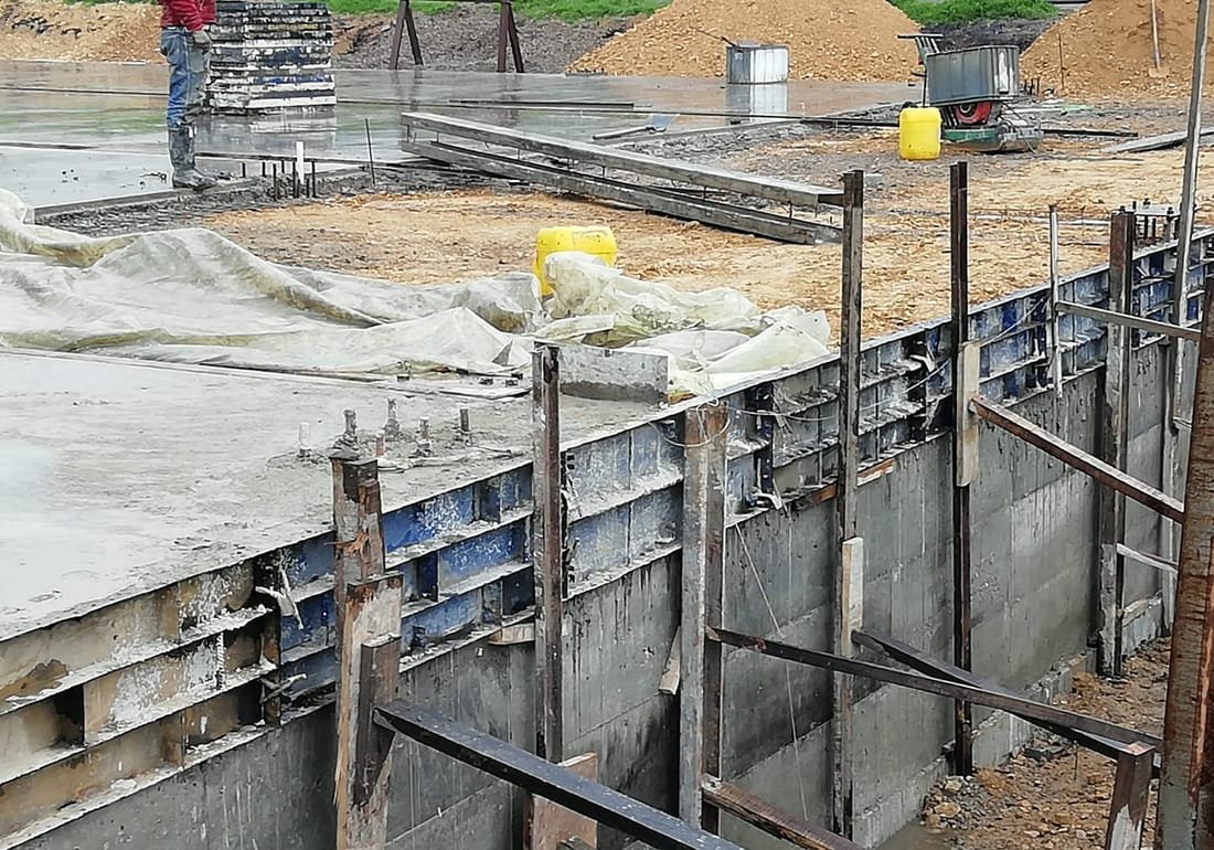 Suivi technique sur le chantier pendant la phase de fondations
